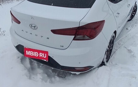 Hyundai Avante, 2019 год, 1 900 000 рублей, 7 фотография
