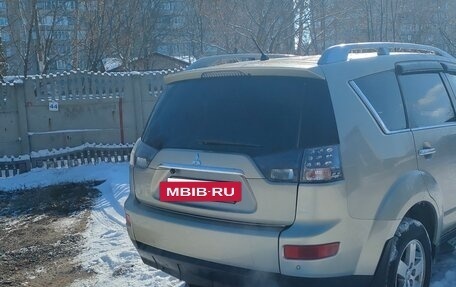 Mitsubishi Outlander III рестайлинг 3, 2008 год, 1 140 000 рублей, 2 фотография