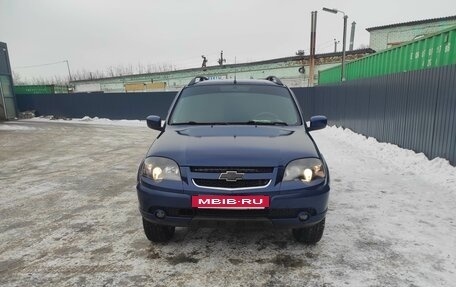 Chevrolet Niva I рестайлинг, 2018 год, 900 000 рублей, 2 фотография