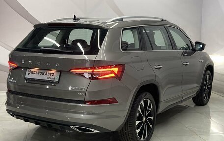 Skoda Kodiaq I, 2023 год, 4 849 000 рублей, 5 фотография