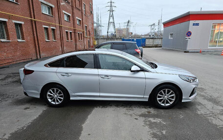 Hyundai Sonata VII, 2018 год, 1 985 000 рублей, 2 фотография