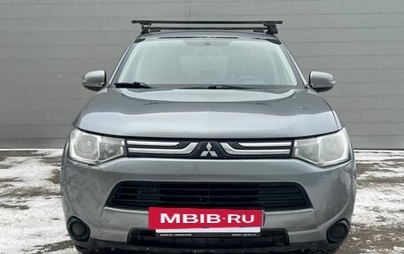 Mitsubishi Outlander III рестайлинг 3, 2013 год, 1 499 000 рублей, 2 фотография