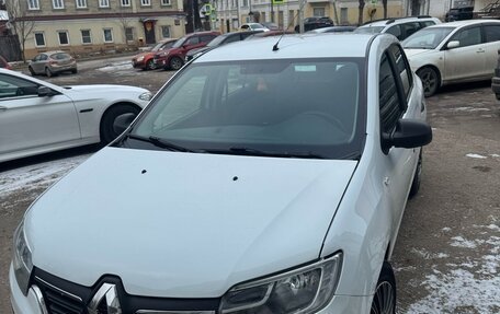 Renault Logan II, 2019 год, 780 000 рублей, 5 фотография