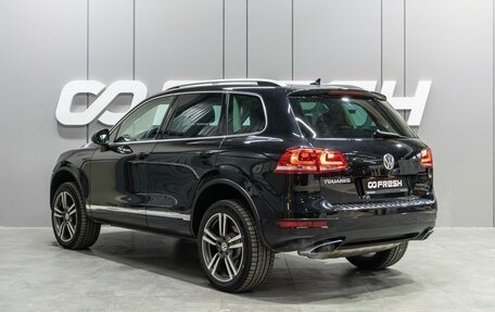 Volkswagen Touareg III, 2012 год, 2 149 000 рублей, 2 фотография