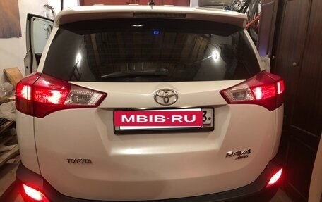 Toyota RAV4, 2013 год, 1 760 000 рублей, 7 фотография