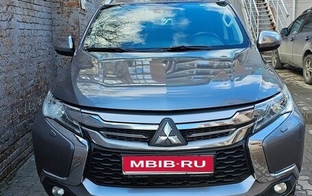 Mitsubishi Pajero Sport III рестайлинг, 2017 год, 3 150 000 рублей, 1 фотография