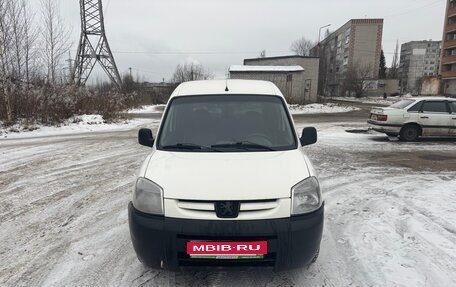 Peugeot Partner II рестайлинг 2, 2010 год, 440 000 рублей, 1 фотография