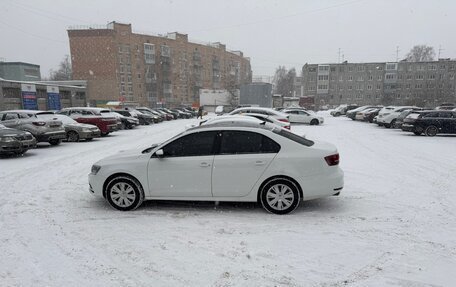 Volkswagen Jetta VI, 2017 год, 1 700 000 рублей, 2 фотография