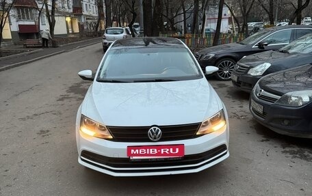 Volkswagen Jetta VI, 2017 год, 1 700 000 рублей, 4 фотография