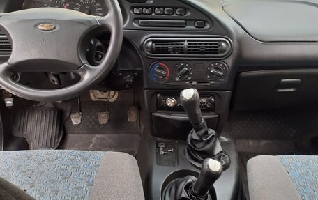 Chevrolet Niva I рестайлинг, 2004 год, 425 000 рублей, 7 фотография