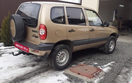 Chevrolet Niva I рестайлинг, 2004 год, 425 000 рублей, 3 фотография