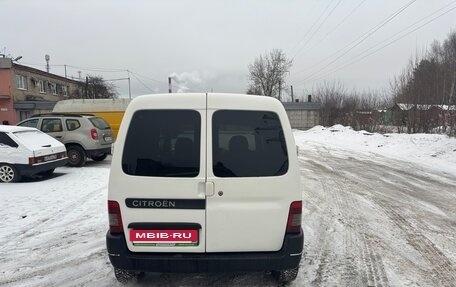 Peugeot Partner II рестайлинг 2, 2010 год, 440 000 рублей, 2 фотография