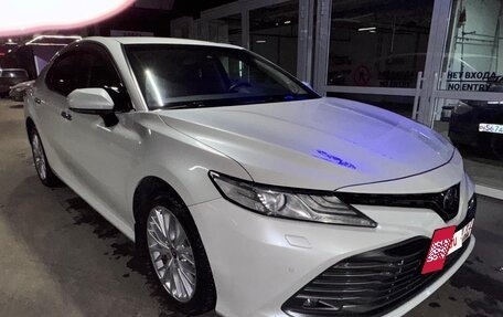 Toyota Camry, 2019 год, 3 200 000 рублей, 12 фотография