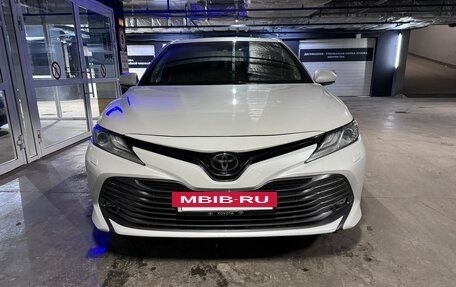 Toyota Camry, 2019 год, 3 200 000 рублей, 20 фотография