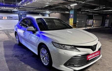 Toyota Camry, 2019 год, 3 200 000 рублей, 22 фотография