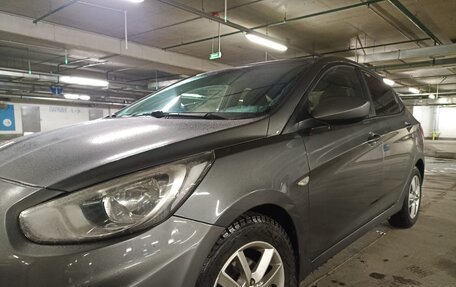 Hyundai Solaris II рестайлинг, 2012 год, 850 000 рублей, 13 фотография