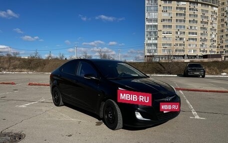 Hyundai Solaris II рестайлинг, 2013 год, 980 000 рублей, 2 фотография