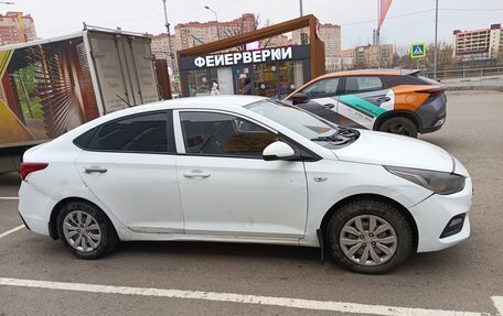 Hyundai Solaris II рестайлинг, 2017 год, 600 000 рублей, 8 фотография