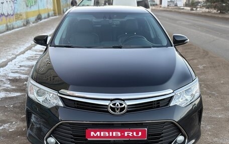 Toyota Camry, 2017 год, 2 350 000 рублей, 1 фотография