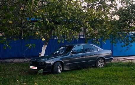 BMW 5 серия, 1989 год, 275 000 рублей, 10 фотография