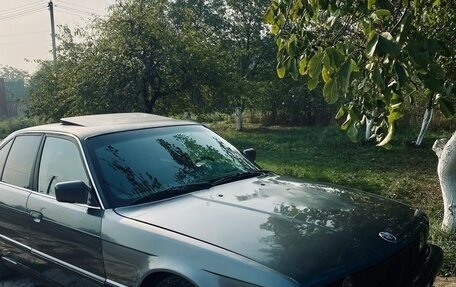 BMW 5 серия, 1989 год, 275 000 рублей, 12 фотография