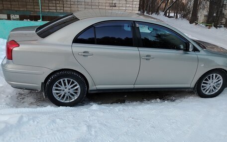 Toyota Avensis III рестайлинг, 2005 год, 720 000 рублей, 8 фотография