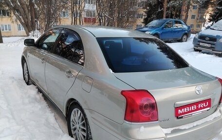 Toyota Avensis III рестайлинг, 2005 год, 720 000 рублей, 7 фотография