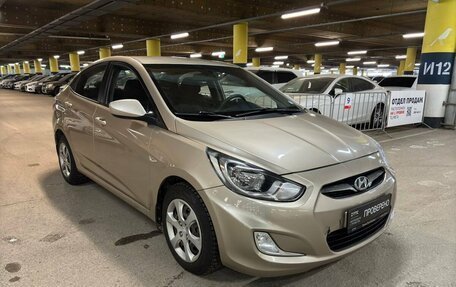 Hyundai Solaris II рестайлинг, 2013 год, 949 000 рублей, 3 фотография