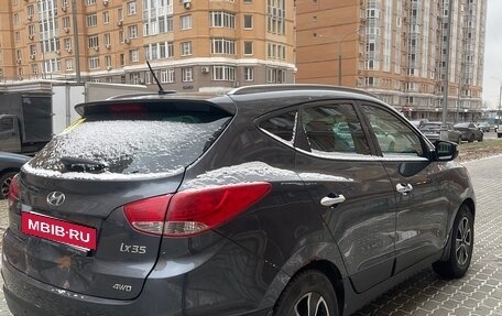 Hyundai ix35 I рестайлинг, 2011 год, 980 000 рублей, 4 фотография