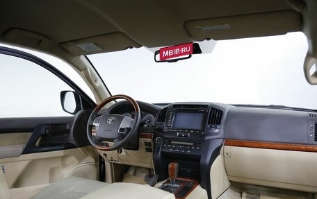 Toyota Land Cruiser 200, 2012 год, 3 195 000 рублей, 9 фотография