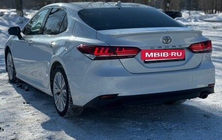 Toyota Camry, 2019 год, 3 079 000 рублей, 5 фотография