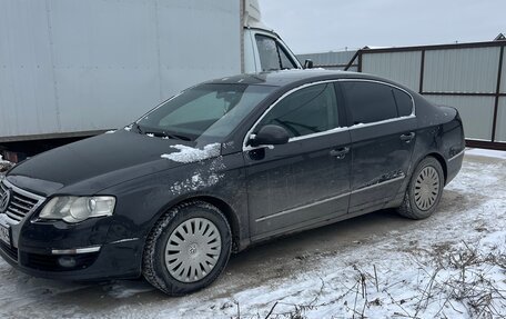 Volkswagen Passat B6, 2007 год, 700 000 рублей, 2 фотография