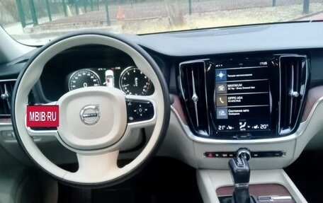 Volvo S60 III, 2019 год, 3 400 000 рублей, 2 фотография