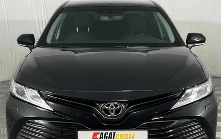 Toyota Camry, 2019 год, 2 370 000 рублей, 2 фотография