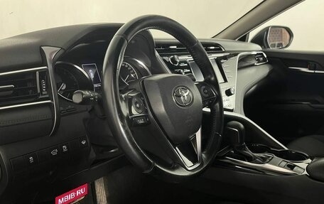 Toyota Camry, 2019 год, 2 370 000 рублей, 12 фотография