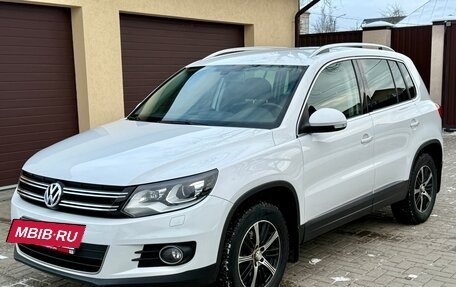 Volkswagen Tiguan I, 2012 год, 1 890 000 рублей, 2 фотография