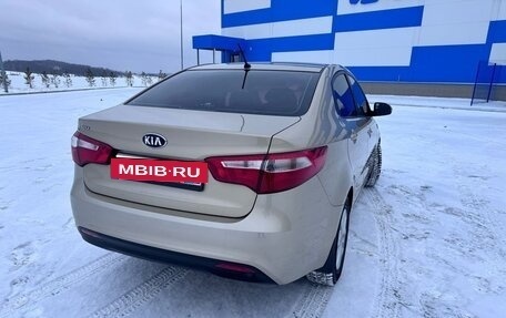 KIA Rio III рестайлинг, 2014 год, 850 000 рублей, 3 фотография