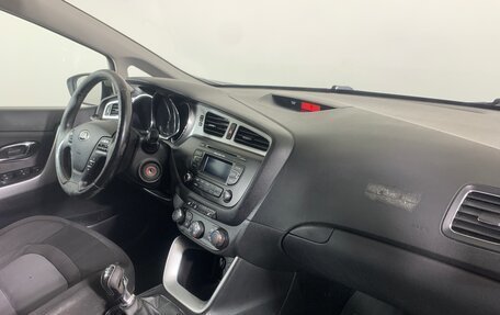 KIA cee'd III, 2012 год, 840 000 рублей, 14 фотография