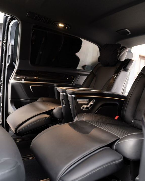Mercedes-Benz V-Класс, 2023 год, 14 200 000 рублей, 23 фотография