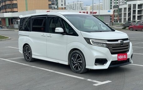 Honda Stepwgn IV, 2020 год, 2 900 000 рублей, 1 фотография