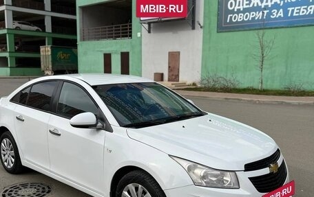 Chevrolet Cruze II, 2013 год, 720 000 рублей, 2 фотография