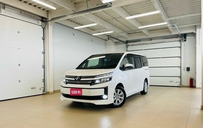 Toyota Voxy III, 2014 год, 2 629 000 рублей, 1 фотография