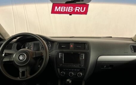 Volkswagen Jetta VI, 2012 год, 1 170 000 рублей, 11 фотография