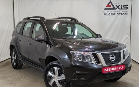 Nissan Terrano III, 2015 год, 910 000 рублей, 2 фотография