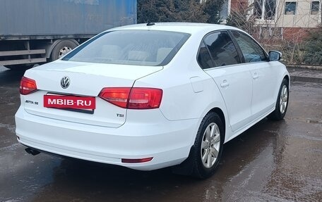 Volkswagen Jetta VI, 2015 год, 1 600 000 рублей, 7 фотография