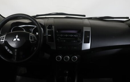 Mitsubishi Outlander III рестайлинг 3, 2007 год, 1 099 000 рублей, 13 фотография