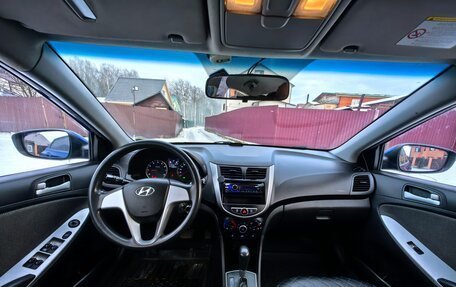 Hyundai Solaris II рестайлинг, 2011 год, 800 000 рублей, 11 фотография