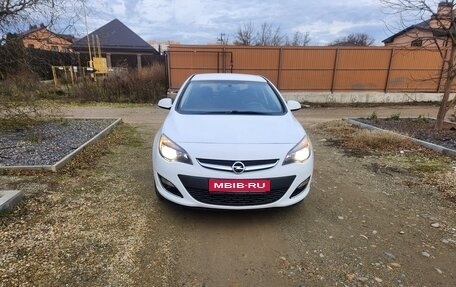 Opel Astra J, 2012 год, 980 000 рублей, 1 фотография