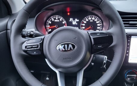 KIA Rio IV, 2018 год, 1 530 000 рублей, 18 фотография