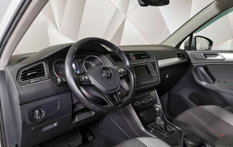 Volkswagen Tiguan II, 2017 год, 1 597 000 рублей, 17 фотография